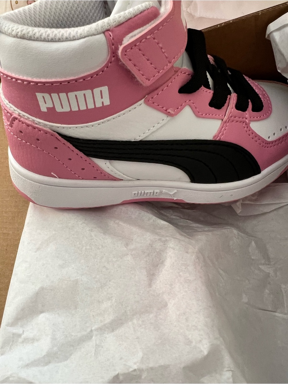 PUMA Kids' Pink & White High-Top Sneakers NEW IN BOX!